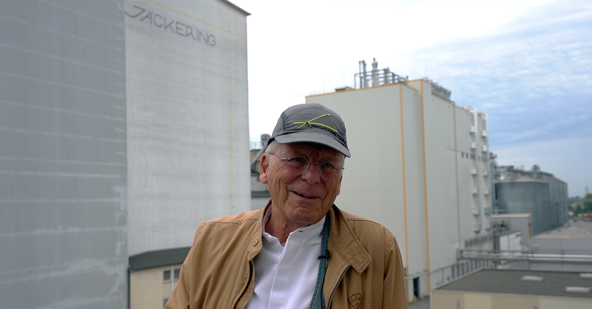 Shareholder Michael Andreae-Jäckering has been working in the family business since 1981 and still sees a lot of potential for wheat starch as a raw material in the future. 2022_J%C3%A4ckering_CaseStudy_Hauptbild