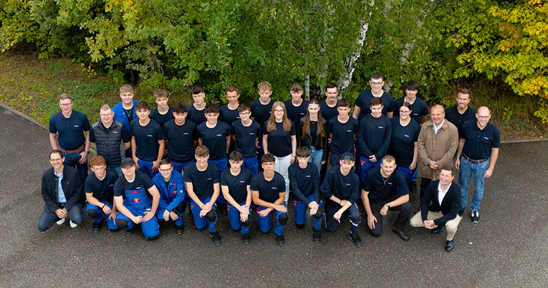 FW-Auszubildende-Gruppenfoto-website FW-Auszubildende-Gruppenfoto-website