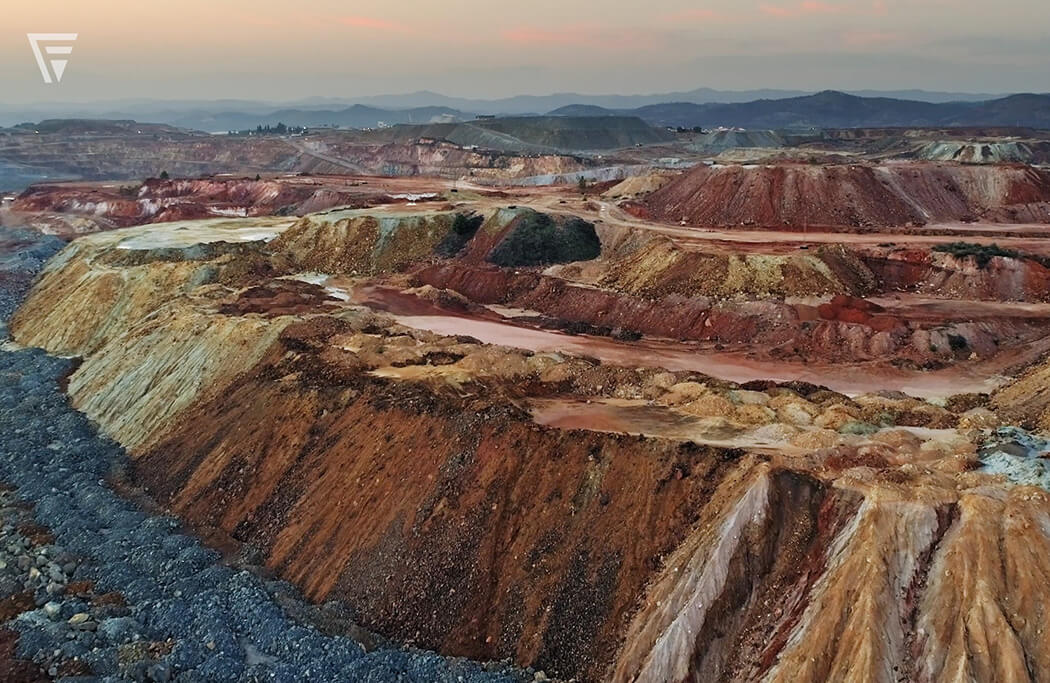 mining-thumbnail mining-thumbnail